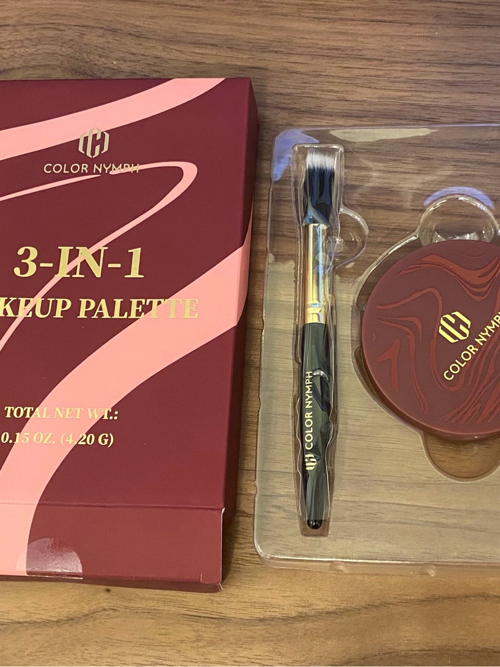 Color Nymph 3-in-1 Makeup Palette Blush Contour Highlighter with Mirror - Picture 2 of 6